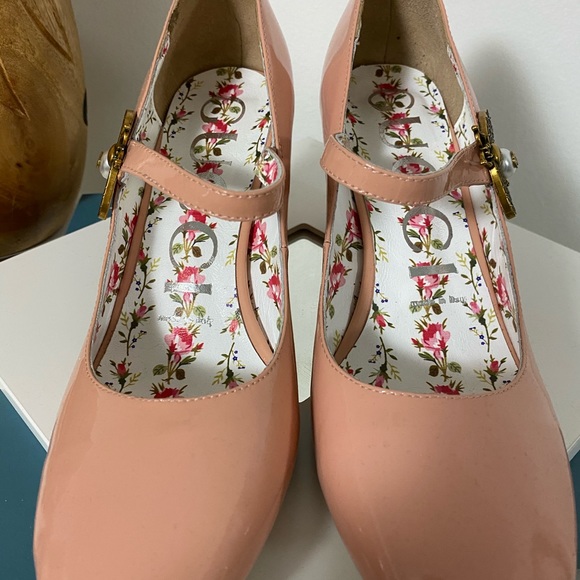 Gucci Lois Mary Jane Pump - Picture 4 of 6